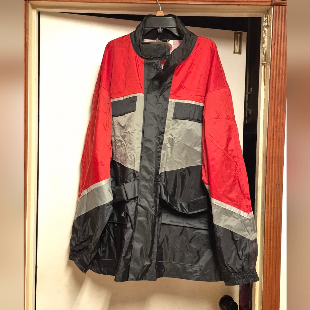 Tourmaster motorcycle rain suit, XL jacket and pants, Red, Black & Gray Jacket